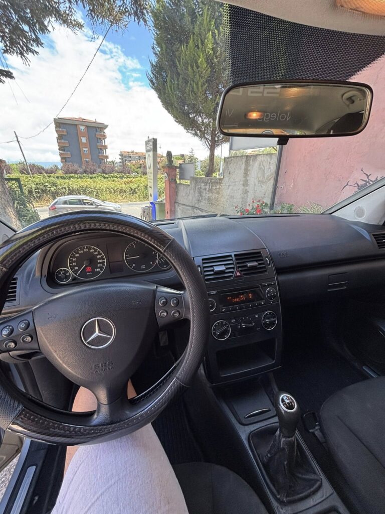 Mercedes 1.900cc