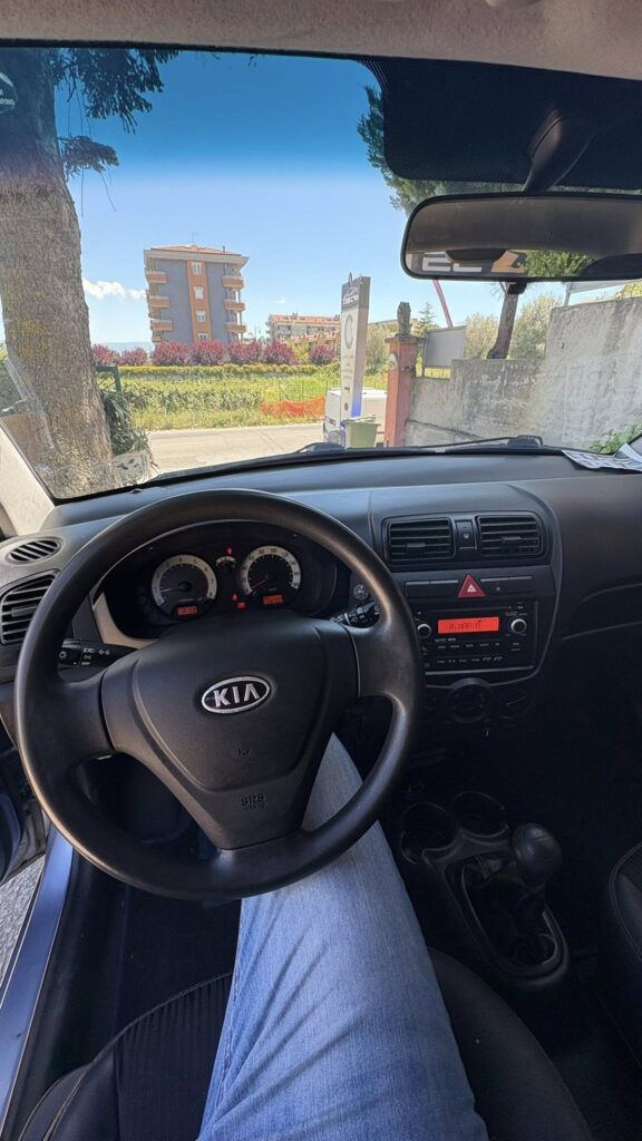 1.100cc 75 cv